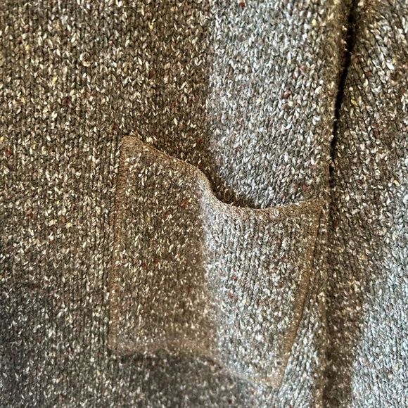 Vintage St. John’s Bay sweater v-neck size xl. - Picture 2 of 6